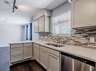 214 Brookdale Dr, League City, TX 77573