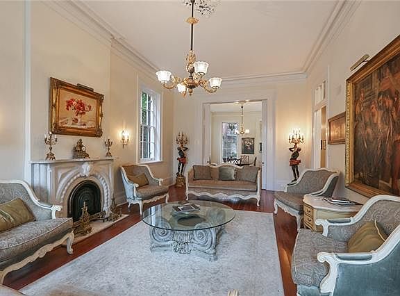 4th image of 814 Saint Philip St