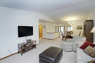 4th image of 138 Bridgewood Dr