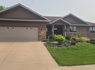 2417 Autumn Crest Rd, Stoughton, WI 53589