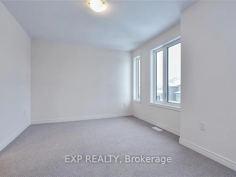 39 Morrison Dr — Photo 17