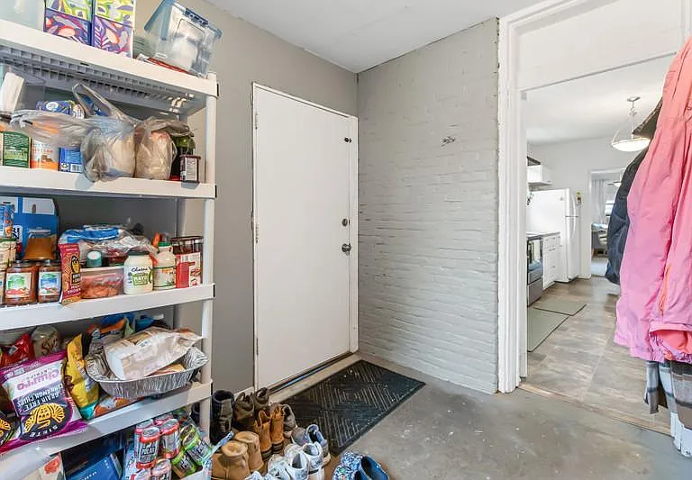 1513 Oregon Pike — Photo 3