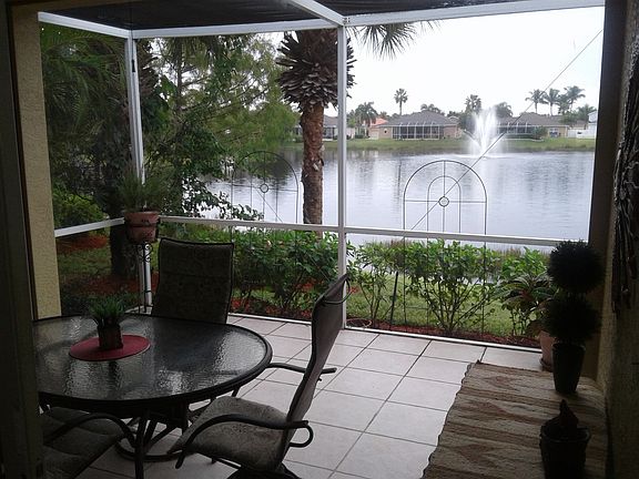 Extended lanai faces south