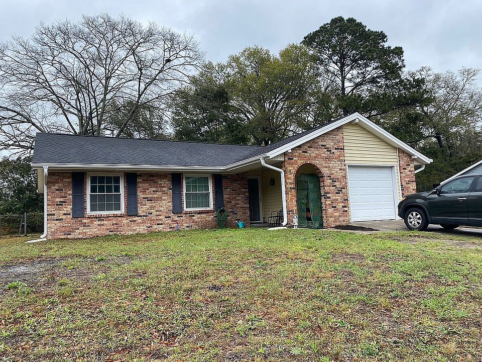 1st image of 3290 Island Estates Dr