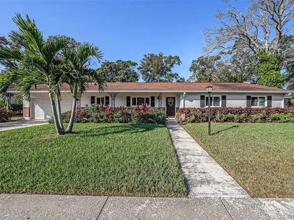 12710 Greenmoor Dr, Tampa, FL 33618