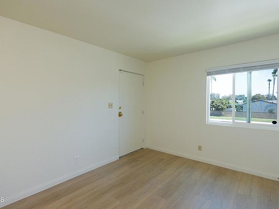 5th image of 3901 Saviers Rd #4