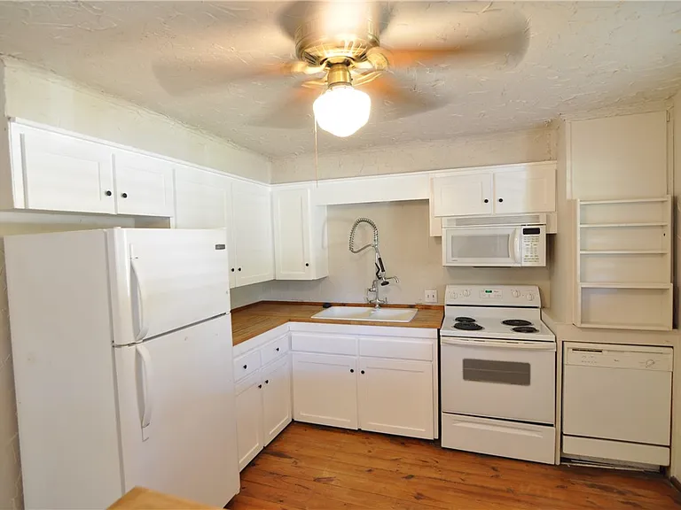 16567 FM 2154 Rd #5 — Photo 3