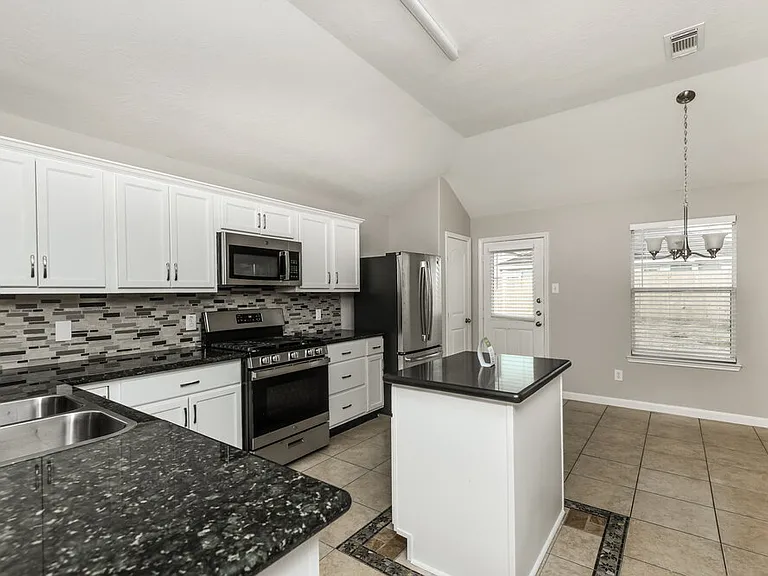 3426 Owl Crossing Ln — Photo 6