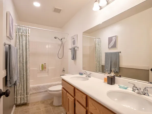 26325 Palm Tree Ln, Murrieta, CA 92563