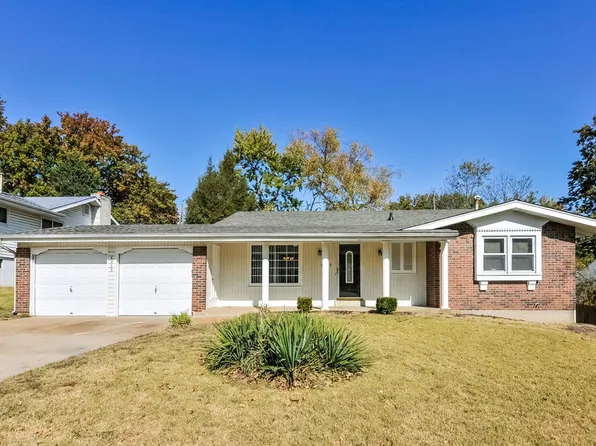 4973 Bristol Rock Rd, Florissant, MO 63033