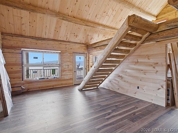 5th image of 2809 Pine Cove Rd