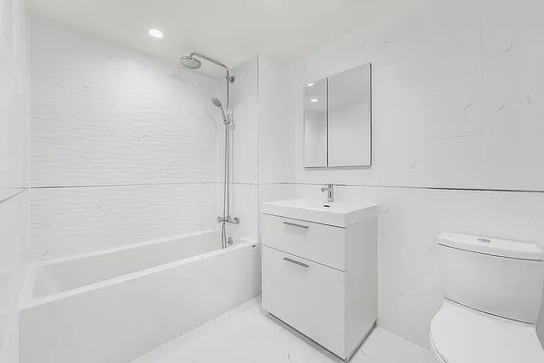 Rented by Poljan Properties Inc. | media 9