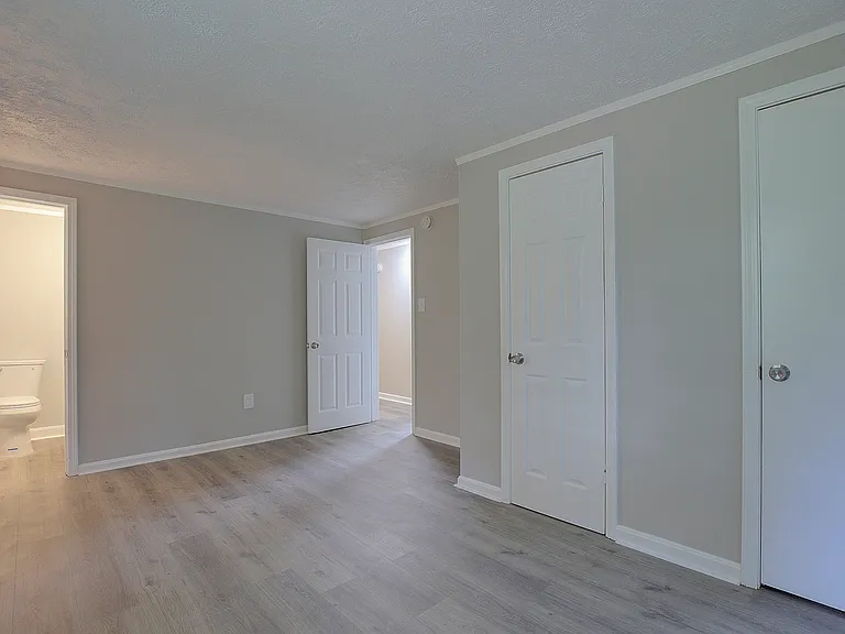 21 Robshire Manor Rd — Photo 24
