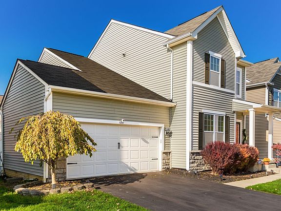 4th image of 419 Giovanna Ave