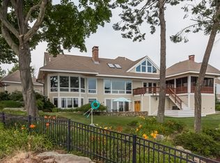 28 Juniper Point Rd, Branford, CT 06405