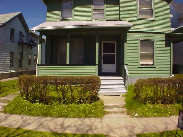 26-26.5 Locust St, Rochester, NY 14613