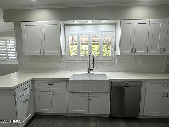5th image of 9914 W CROSBY Circle N