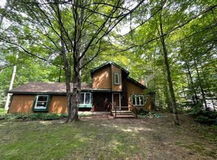6581 Winterhaven Dr, Elmira, MI 49730