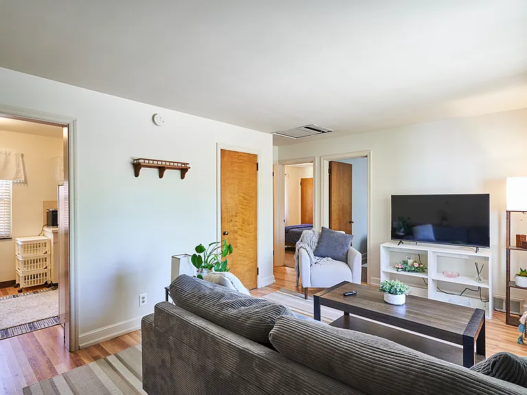 853 Hartford Ave #3 — Photo 11