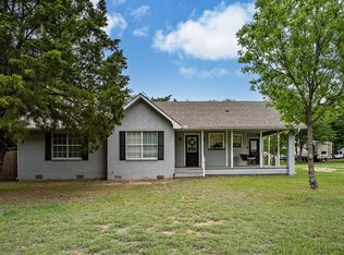 141 Westwood Dr, Trinidad, TX 75163