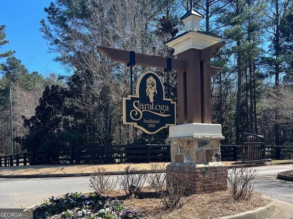 15 Saratoga Dr, Rydal, GA 30171