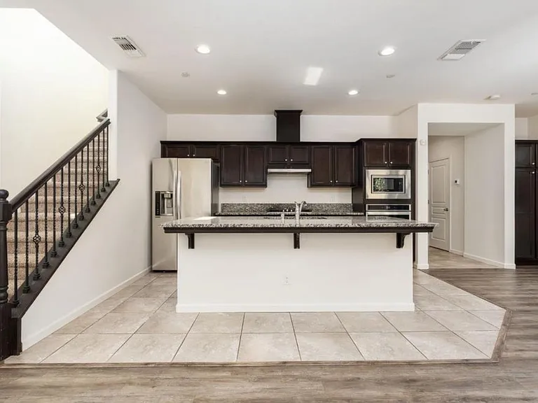 6135 E Bishop Ln — Photo 10