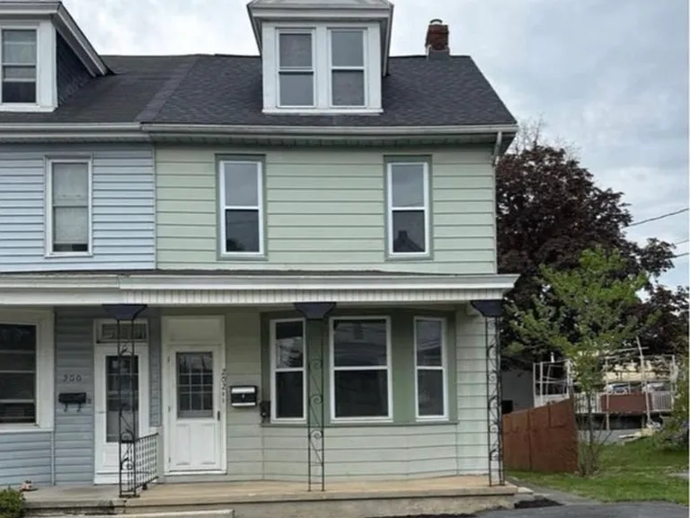 202 E Cumberland Rd #2 — Photo 2