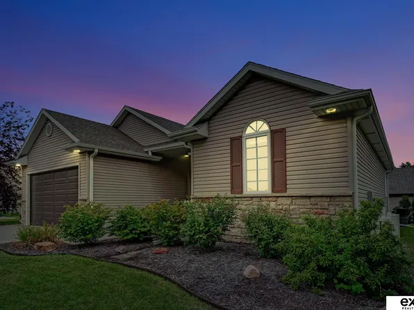 3700 W Ickes Ct, Lincoln, NE 68522