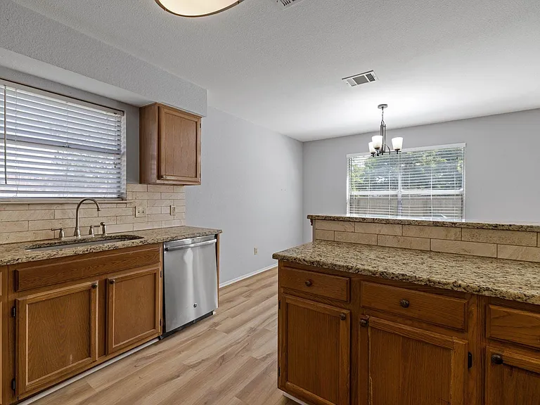 8413 Priest River Dr — Photo 6