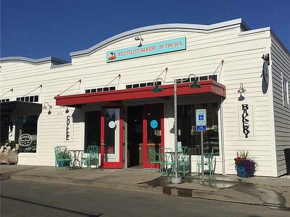 3rd image of 202 S Meriweather St