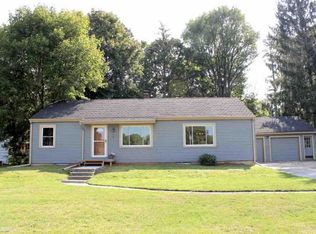 745 Woodbine Blvd, Jackson, MI 49203