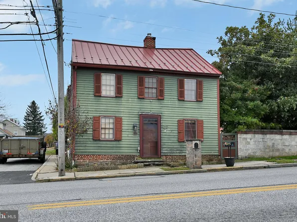 29 E King St, Abbottstown, PA 17301