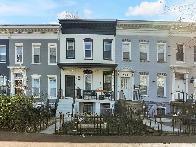 615 10th St NE #B — Photo 15
