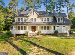 1235 Green Turf Dr, Snellville, GA 30078