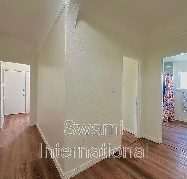 2066 Chestnut Ave — Photo 34
