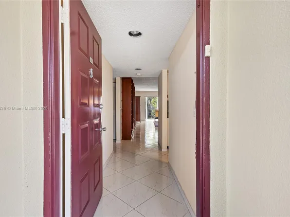 1200 SW 130th Ave APT 205G, Pembroke Pines, FL 33027