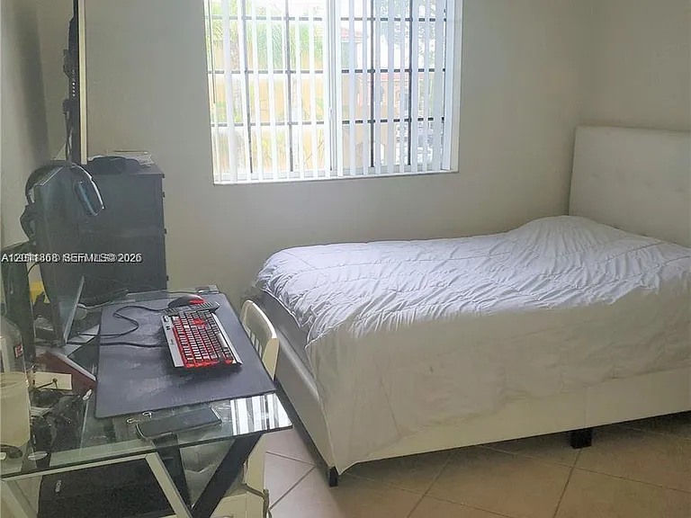 15250 SW 134th Pl #110 — Photo 11