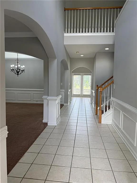 4 bed, 2.5 bath, 2554 sqft, $2,500 — Photo 3