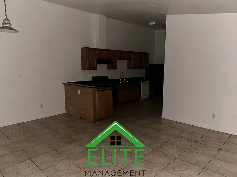 2948 Connie Dr — Photo 4