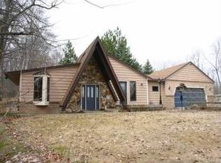 11750 24th Ave, Marne, MI 49435