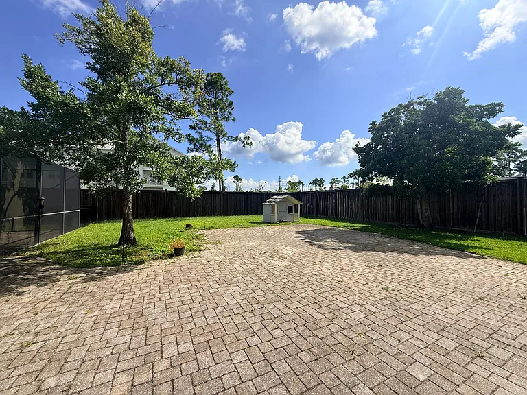 154 Delbert Ln — Photo 8