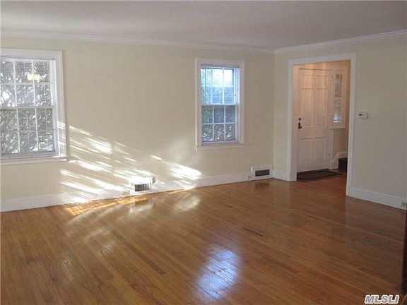 5th image of 11 Saint John Pl