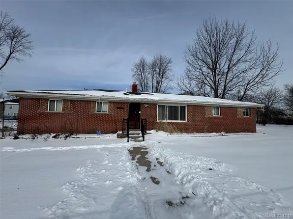 36214 Vinewood St, Romulus, MI 48174