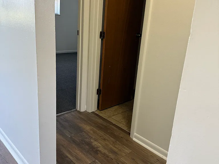 900 W Main St #14 — Photo 6