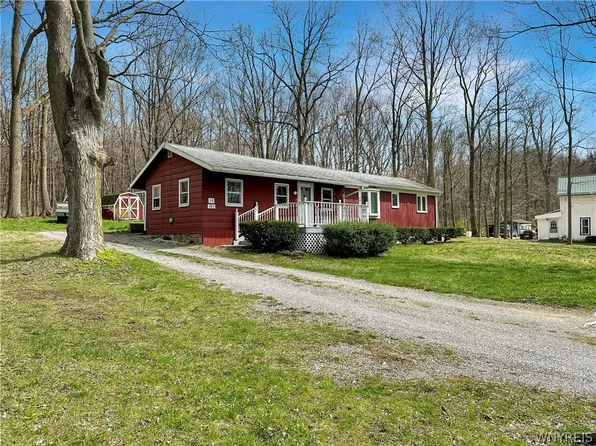 3873 Thompson Ave, Perry, NY 14530