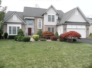 45 W Garden Dr, Rochester, NY 14606