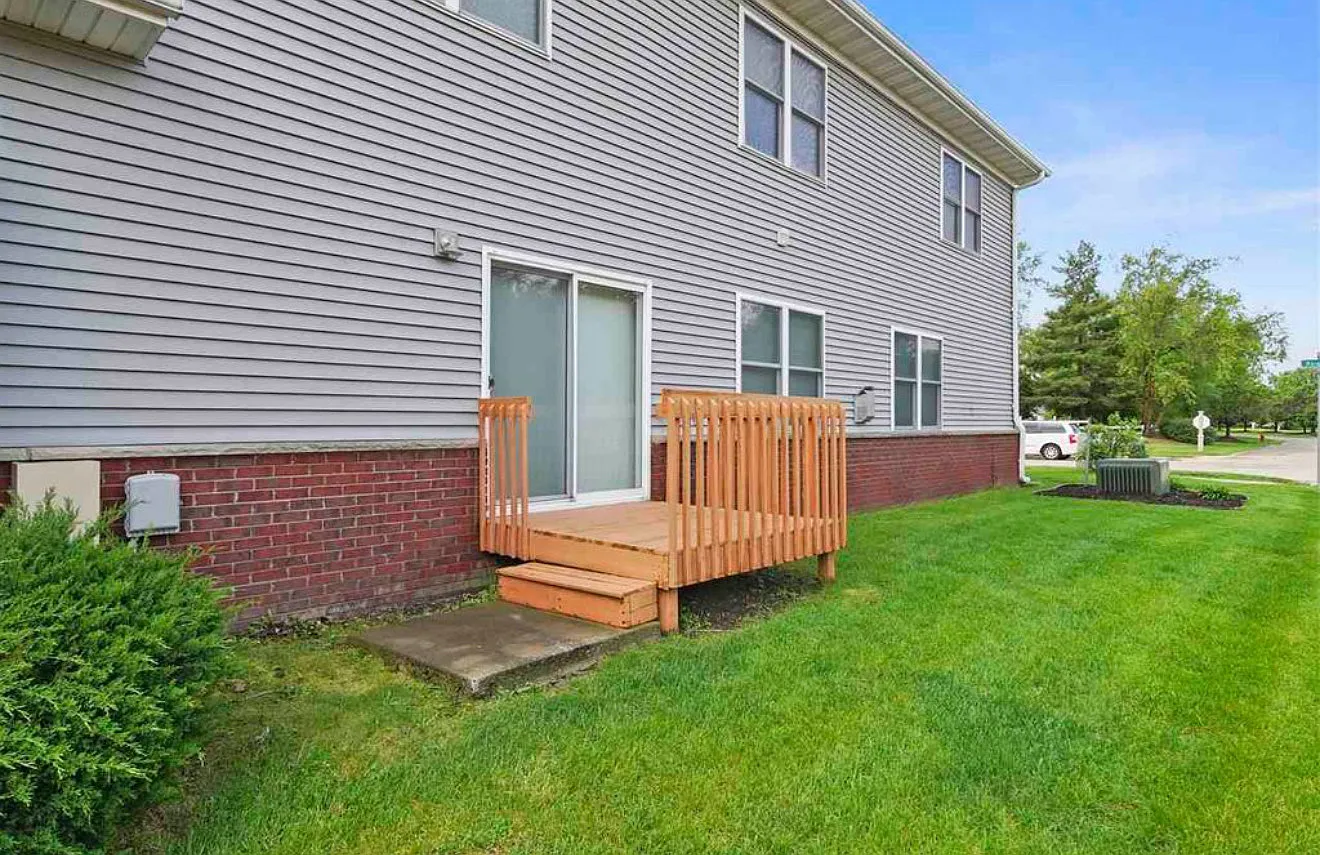 Furnished Private Room in 3BR Townhome | Short-Term Lease Available — Photo 4
