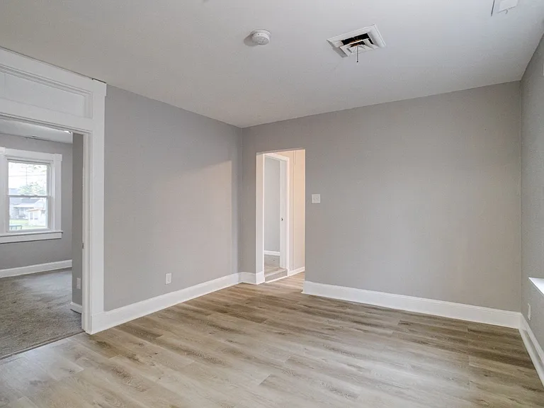 5 Homeland Ave — Photo 8