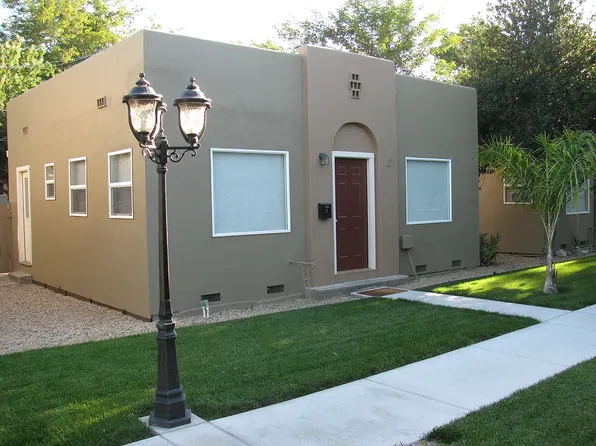 950 Monterey St, Hollister, CA 95023