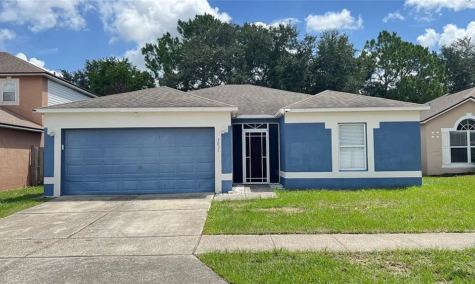 3831 Cinnamon Fern Loop